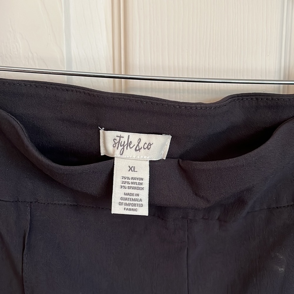 Pants - Picture 4 of 4